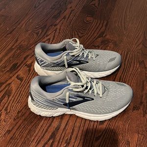 Men’s Brooks Sneakers